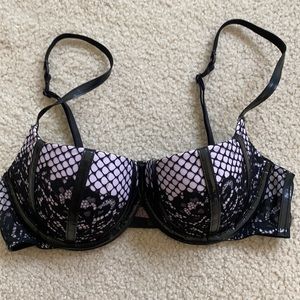 VS Very Sexy Balconet bra size 34B